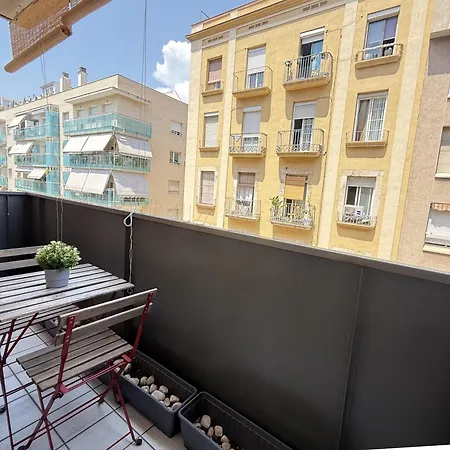 Th49 Con Ac Y Parking En Tarragona